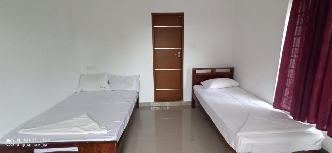 بيت شباب 3R Residency مونار المظهر الخارجي الصورة